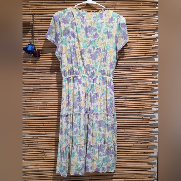 Indigo Rose Size Large Pastel Floral Mini Dress. White, Greens, Purples. - Picture 3 of 4
